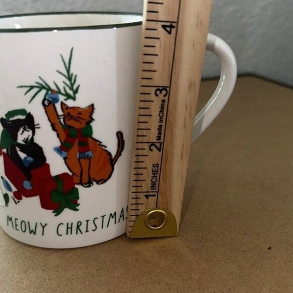 Meowy Christmas Ceramic Mug 4" White & Green Cute Cat Design By Threshold Microw - Picture 2 of 5